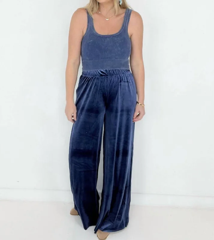 Women's Plus-Size Casual Outfit Velvet Wide Leg Pants In Navy