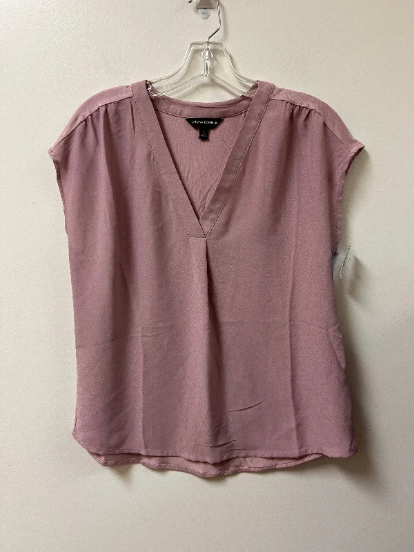 Top Short Sleeve By Banana Republic In Pink, Size: S