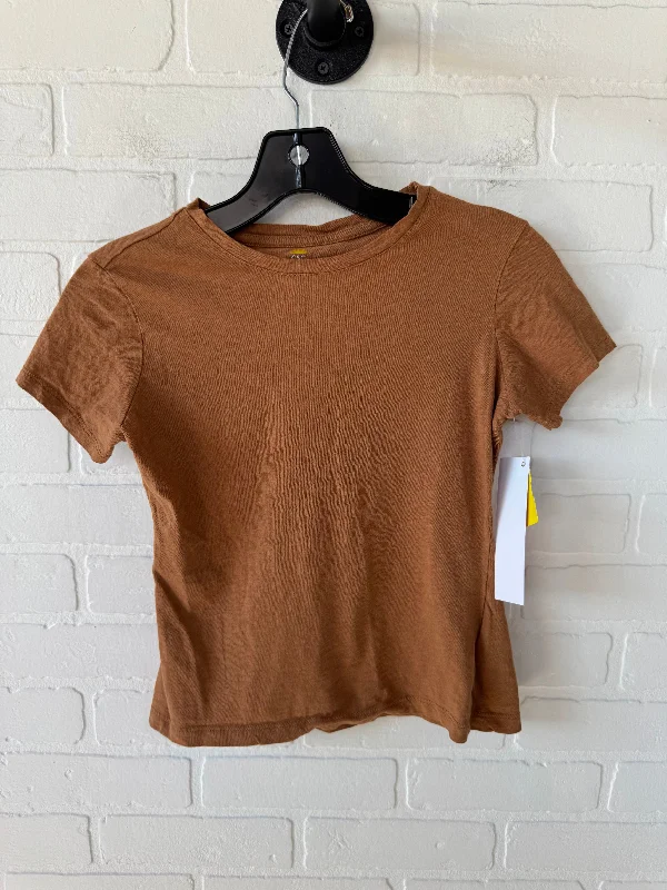 Top Short Sleeve Basic By C And C In Tan, Size: Xs