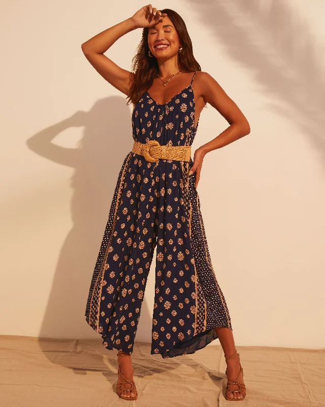 Women's Outfit Wanderlust Relaxed Paisley Jumpsuit